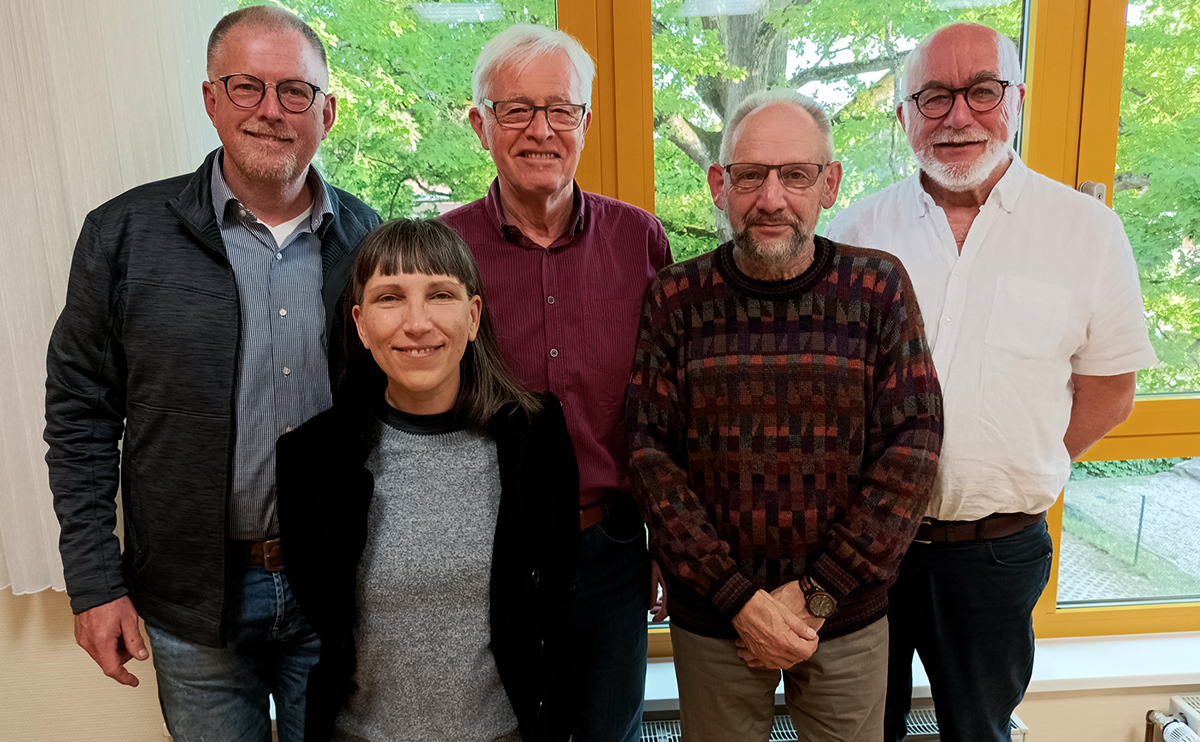 Ab links: Artur Burg, Elke Sanders, Walter Eichler, Ulrike Köhler, Paul Punstein